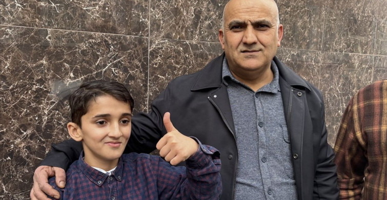 Bayrampaşa'da Engelli Çocuk ve Babasından Ambulansa Destek