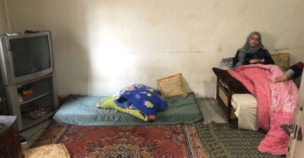 Bebeğini Emzirirken Uyuyakalan Anne, Bebeğin Ölmesine Neden Oldu