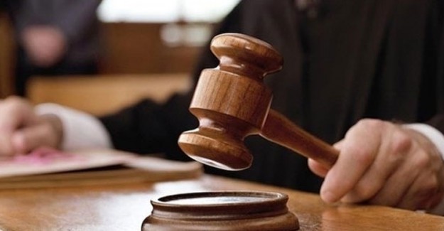 Bebeklerini Öldürüp Oyuncağı İçine Saklayan Kadına 1 Sene Hapis Cezası Verildi