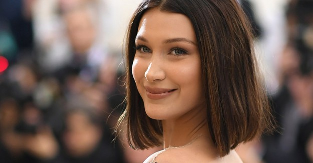 Bella Hadid Estetik İddiaları Hakkında Açıklama Yaptı