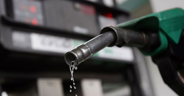 Benzine 15 Kuruş Zam Geldi
