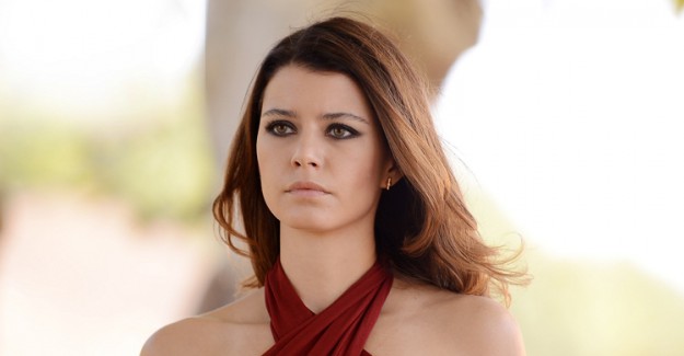 Beren Saat Bebek Haberlerine Ateş Püskürdü!