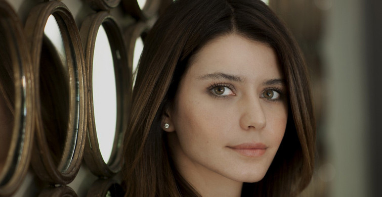 Beren Saat, Vefat Eden Eski Sevgilisinin Doğum Gününü Kutladı!