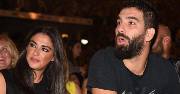 Berkay Kavgasından Sonra Arda Turan ve Aslıhan Turan El Ele!