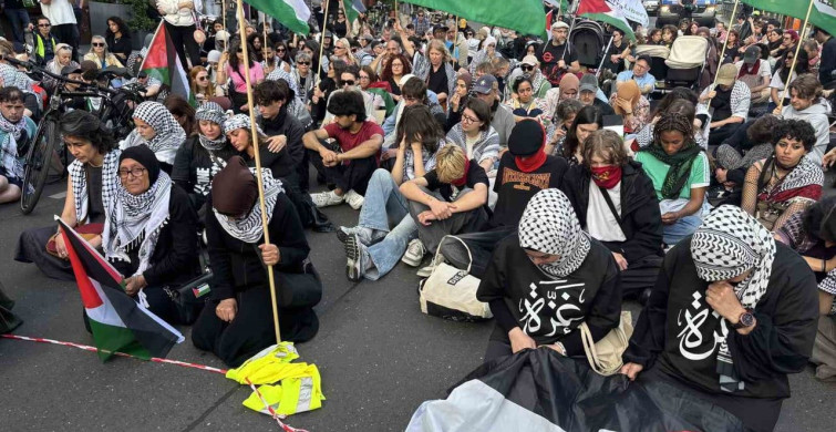 Berlin'de Filistin Destek Gösterisine Polis Müdahalesi