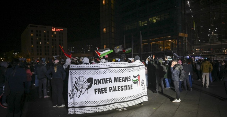 Berlin'de Küresel Sumud Filosu İçin Destek Gösterisi Gerçekleştirildi