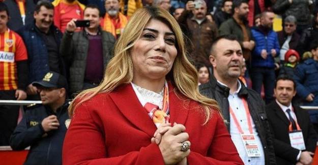 Berna Gözbaşı'dan 'Kısıtlı Sayıda Seyirci' Açıklaması