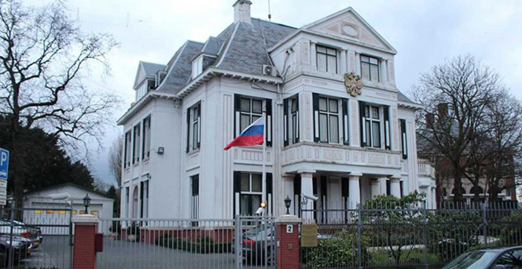 Beş ülkede casusluk krizi: Rus diplomatlar sınır dışı ediliyor