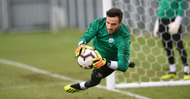 Beşiktaş, Bursaspor'dan Muhammed Şengezer'i Transfer Ediyor! 