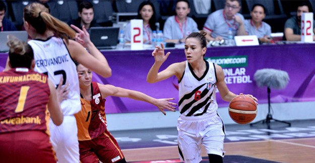 Beşiktaş, Esra Erden Atacan’la Sözleşme Yeniledi!