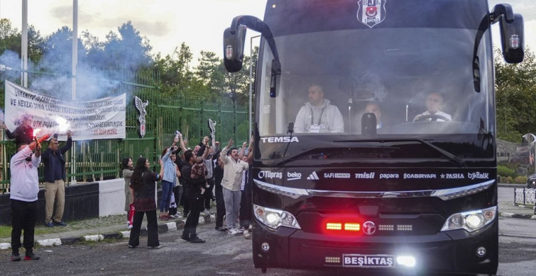 Beşiktaş, Galatasaray Derbisi İçin Yola Çıktı