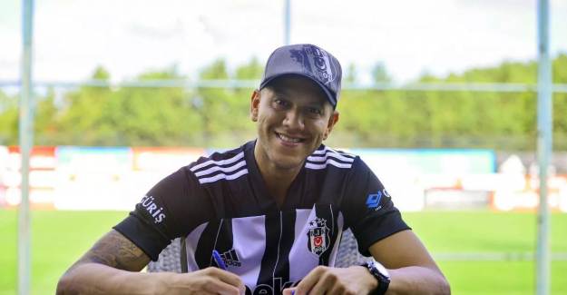 Beşiktaş Josef de Souza'nın Lisansını Çıkardı!