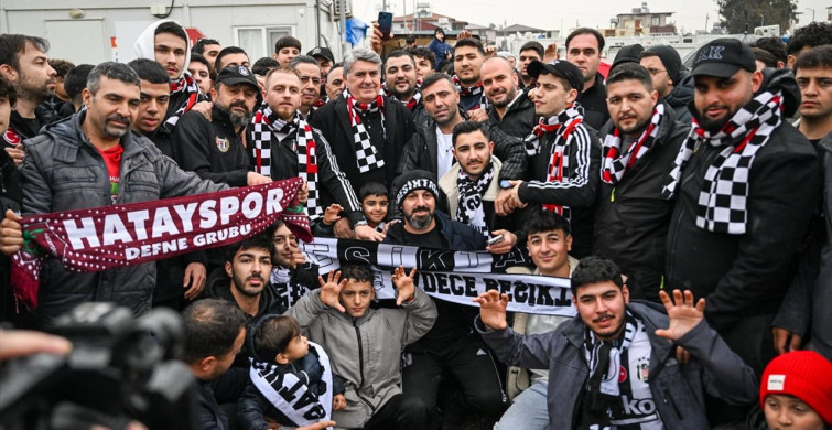 Beşiktaş Kulübü Başkanı Serdal Adalı, Hatay'da Depremzedeleri Ziyaret Etti