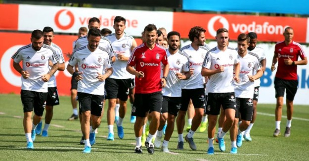 Beşiktaş - Rizespor Muhtemel İlk 11'leri Belli Oldu!