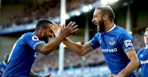 Beşiktaş'a Cenk Tosun'dan Üzücü Haber