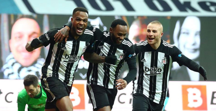 Beşiktaş'a Yıldız Futbolcusundan Kötü Haber
