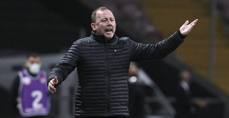 Beşiktaş'ın Galatasaray Derbisi Öncesinde Kamp Kadrosu Belli Oldu!
