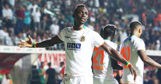 Beşiktaş'ın Gündeminde Papis Cisse Var