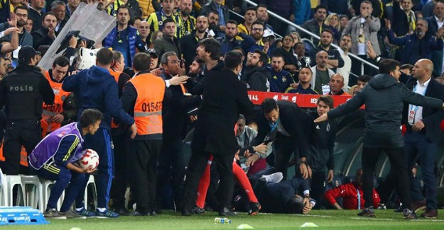 Beşiktaş'ın Kararı Dünya Basınına Damga Vurdu!