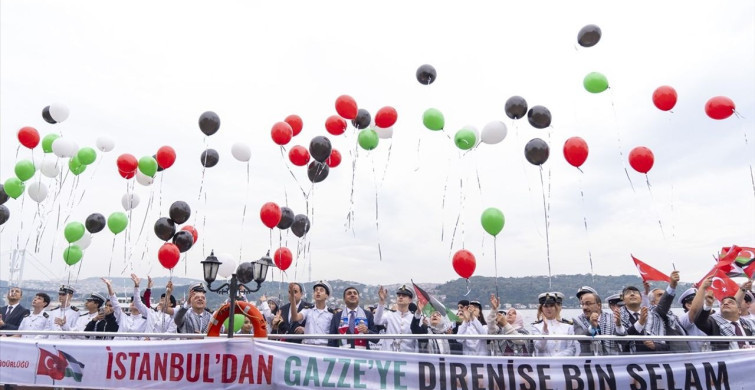 Beşiktaş'ta 'Zincirlerden Özgürlüğe Filistin' Etkinliği Düzenlendi