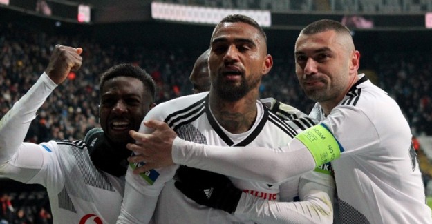 Beşiktaş'tan Boateng ve Rebocho Hakkında Açıklama!