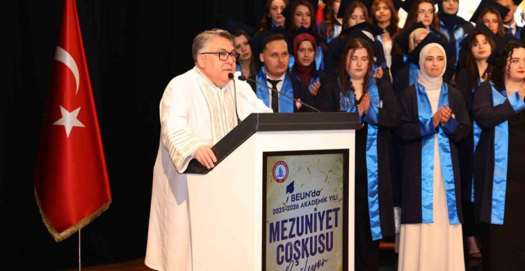 BEUN'da geleceğin eczacıları mezuniyet sevinci yaşadı