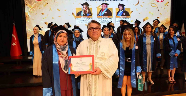 BEUN'da Kadınların Eğitim Hayalleri Gerçekleşti