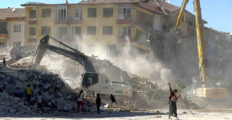 Beydağı Oteli davası eksiklikler nedeniyle ertelendi