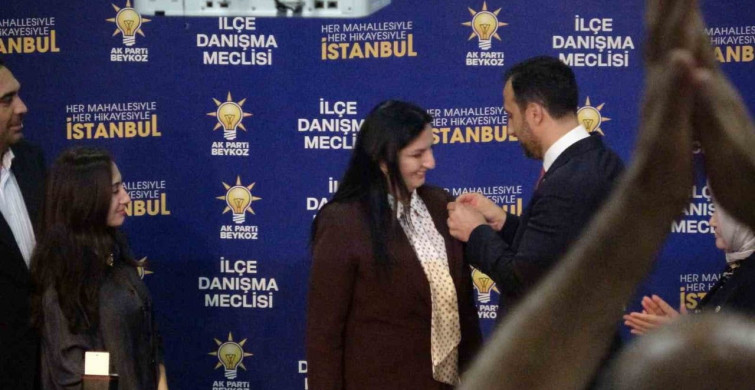 Beykoz’da bağımsız meclis üyesi esengül yılmaz gül, ak parti’ye katıldı