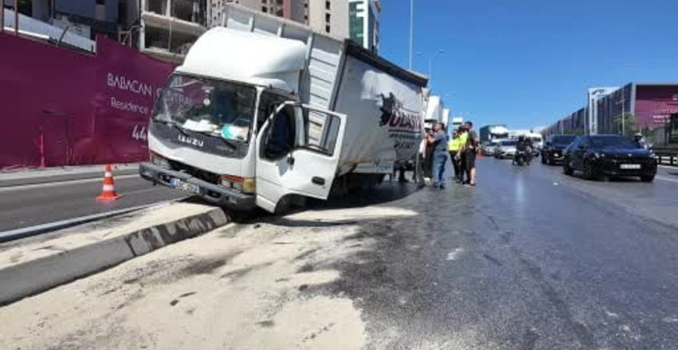Beylikdüzü E-5'te trafik kazası meydana geldi