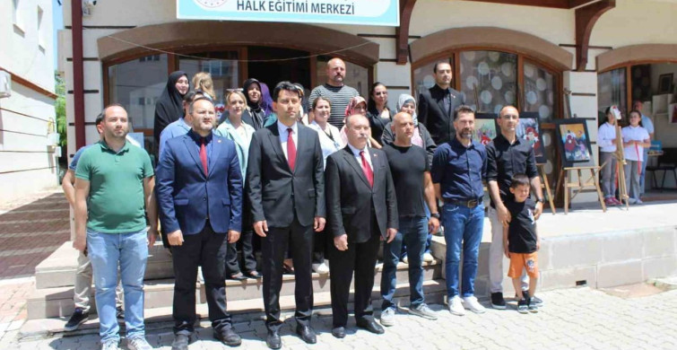 Beylikova Şehit Neşet Gök Halk Eğitim Merkezi'nde Kursiyer Belge Töreni
