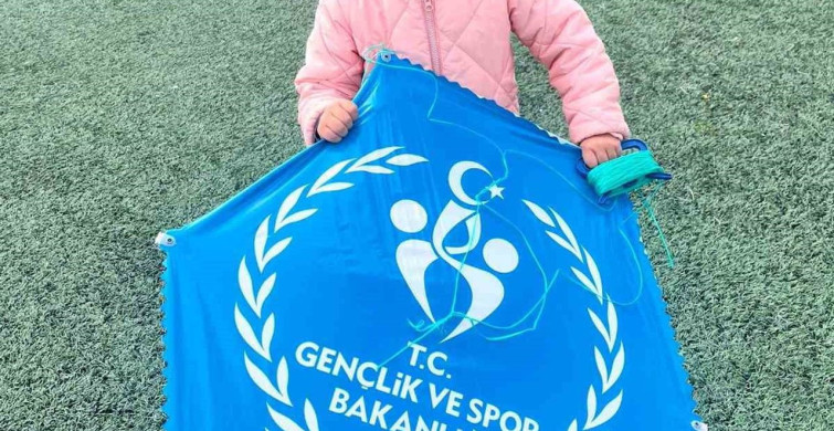 Beylikova'da Uçurtma Şenliği Coşkusu