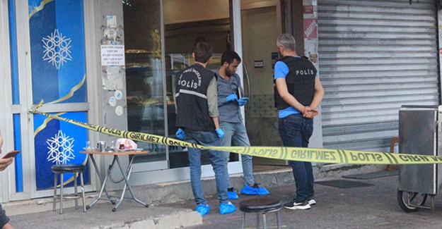 Beyoğlu'nda Silahlı Çatışma! 1 Ölü, 1 Yaralı