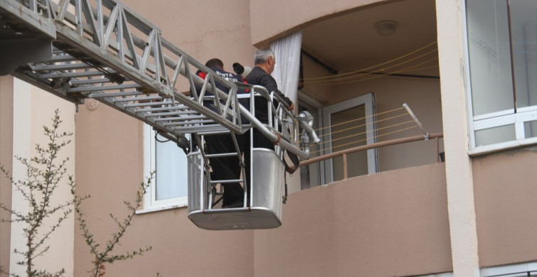 Beyşehir'de 4 Katlı Binada Yangın: Bir Kadın Yaralandı