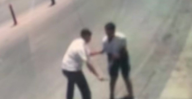 Bıçakla yaralanan genç hastaneye kaldırıldı, şüpheli teslim oldu