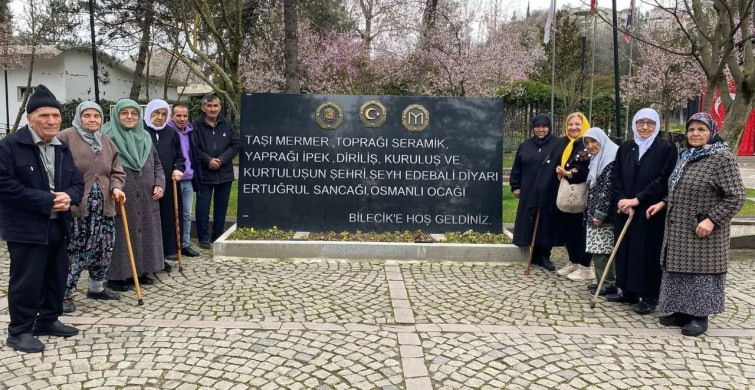 Bilecik Huzurevi Sakinleri Şeyh Edebali Türbesini Ziyaret Etti