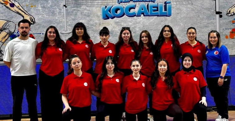Bilecik Kız Voleybol Takımı Türkiye Yarı Finaline Yükseldi