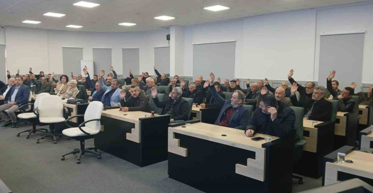 Bilecik Muhtarlar Derneği'nde İlhami Çınar Güven Tazeledi