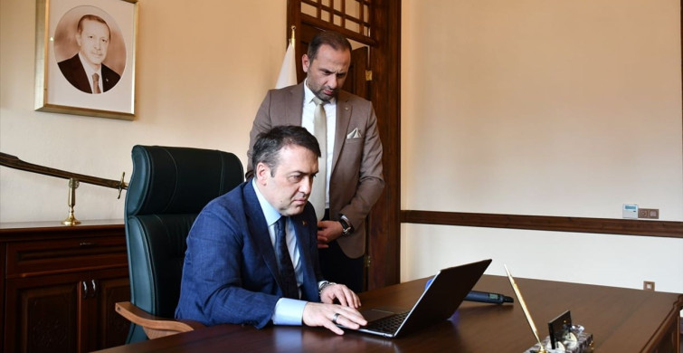 Bilecik Valisi Faik Oktay Sözer, Yılın Kareleri Oylamasında