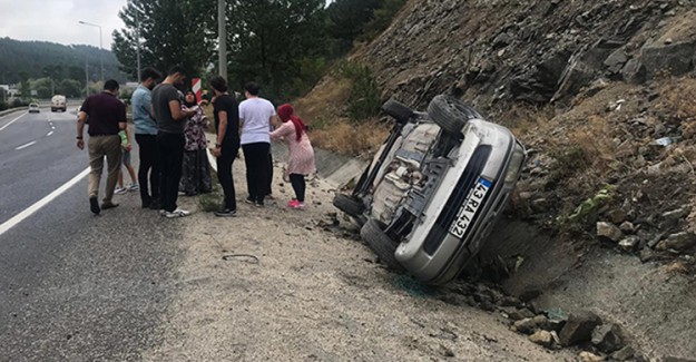 Bilecik’in Bozüyük Mevkiinde Kontrolü Kaybeden Sürücü Kaza Yaptı