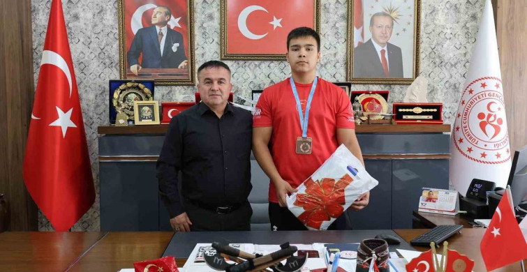 Bilecikli judo sporcusu eymen efe demiröz, Avrupa Kupası'na katılma hakkı kazandı