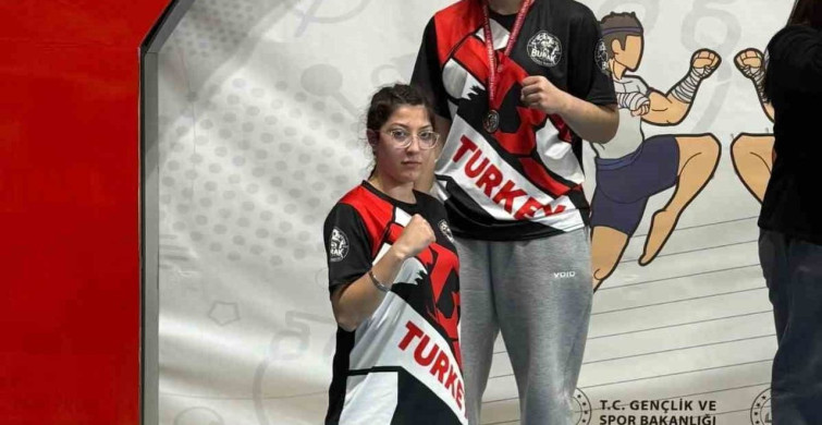 Bilecikli Kickboks Sporcusu Nisanur Efe Türkiye Üçüncüsü Oldu