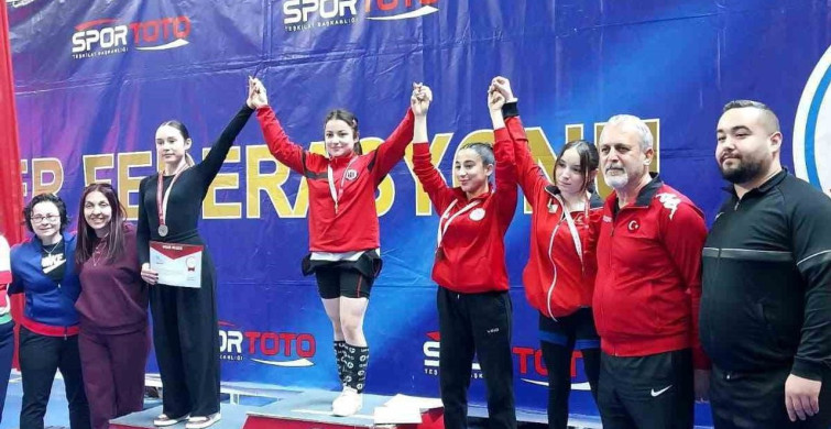 Bilecikli Sporcu Beyzanur Öztürk Türkiye İkincisi Oldu