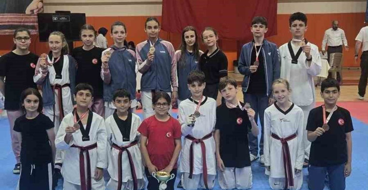 Bilecikli tekvando sporcularından madalya başarısı