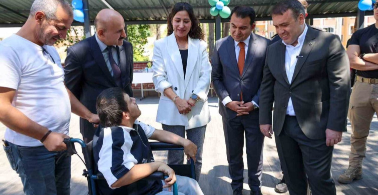 Bilecik'te 5 ton plastik kapak geri dönüşümle 17 tekerlekli sandalyeye dönüştürüldü