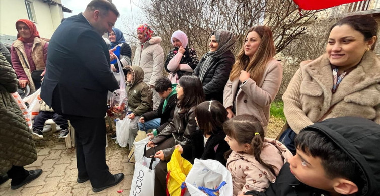 Bilecik'te 6 Asırlık Şeker Atma Geleneği Devam Ediyor