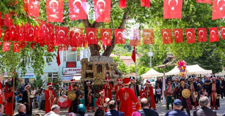 Bilecik’te Hıdırellez Şenlikleri Renkli Görüntülere Sahne Oldu