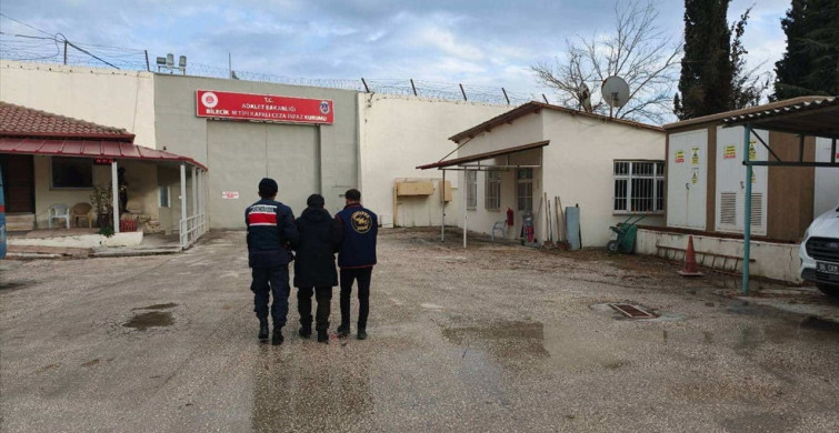 Bilecik'te Jandarma Kılığında Dolandırıcılık Yapan Şüpheli Tutuklandı