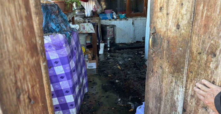 Bilecik'te Kullanılmayan Kömür Kazanında Yangın