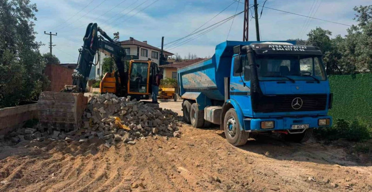 Bilecik'te Selçik köyünün altyapı yenileme çalışmaları başladı